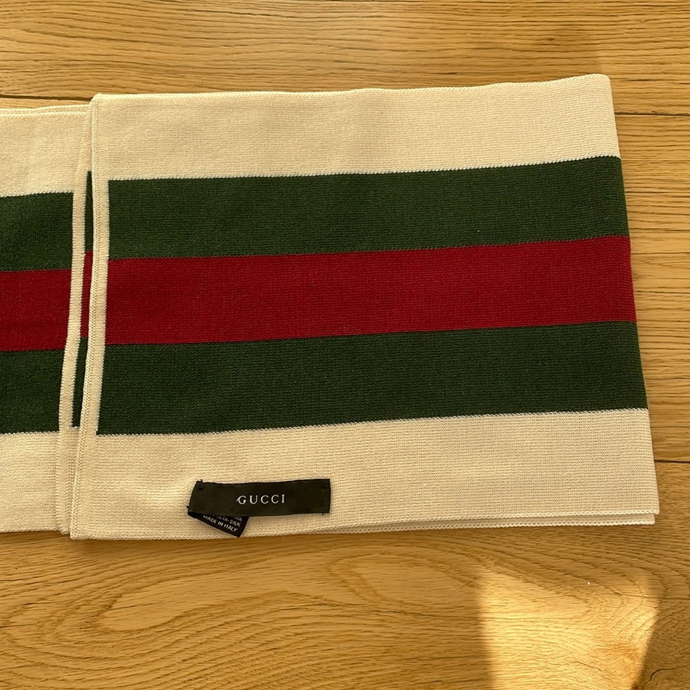 Original Gucci wool and silk scarf